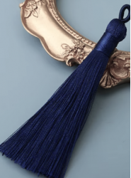 Chwost wiskozowy 8cm granatowy 1szt.