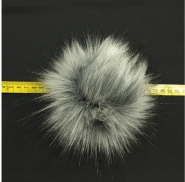 Pompon futrzany szary 12cm