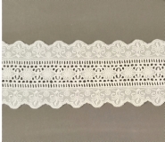 Haft na bawełnie 9cm/0,5m.