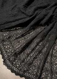Bawełniany haft na tiulu czarny 130cm/0,5m.