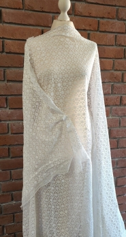 Bawełniany haft na tiulu ecru 130cm/0,5m.